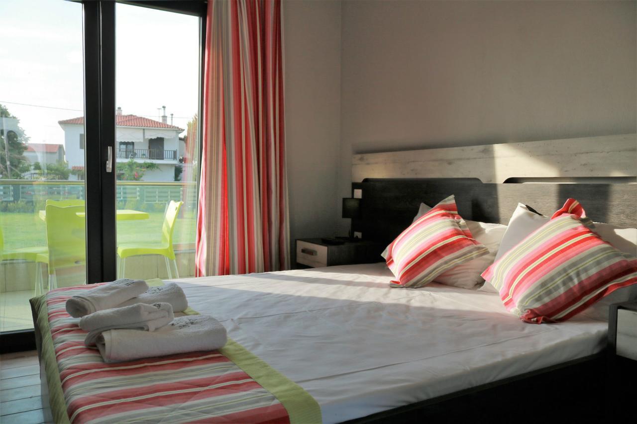 Paramithi Luxury Apartments Nikiti  Luaran gambar
