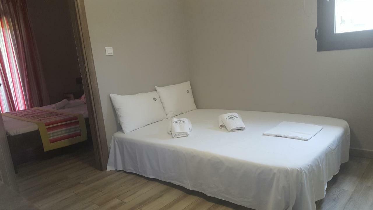 Paramithi Luxury Apartments Nikiti  Luaran gambar